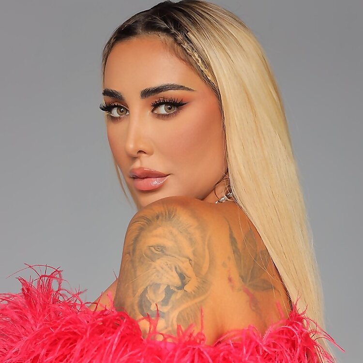 The Definitive List: Dubai's Top 60 Food Influencers 2026